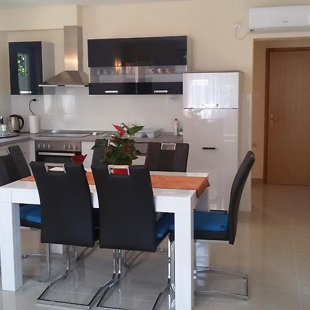 Apartment Anita Vodice Exterior photo