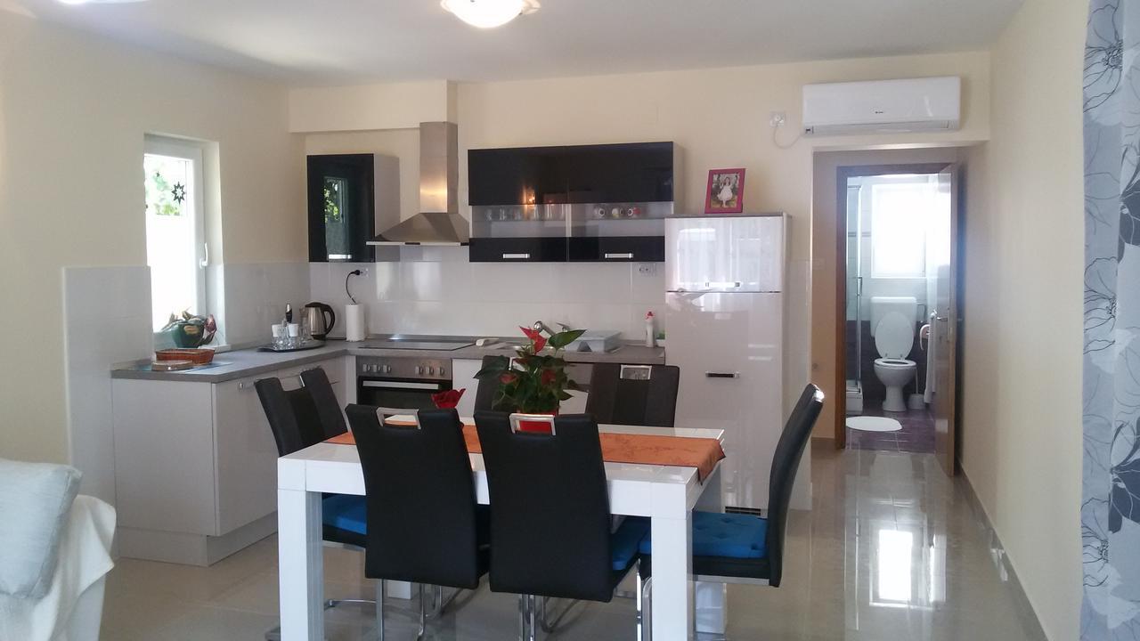 Apartment Anita Vodice Exterior photo