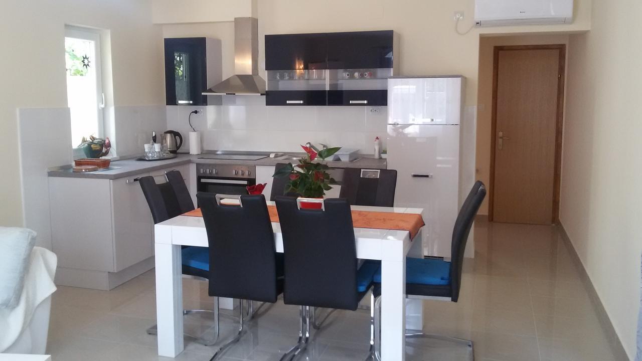 Apartment Anita Vodice Exterior photo